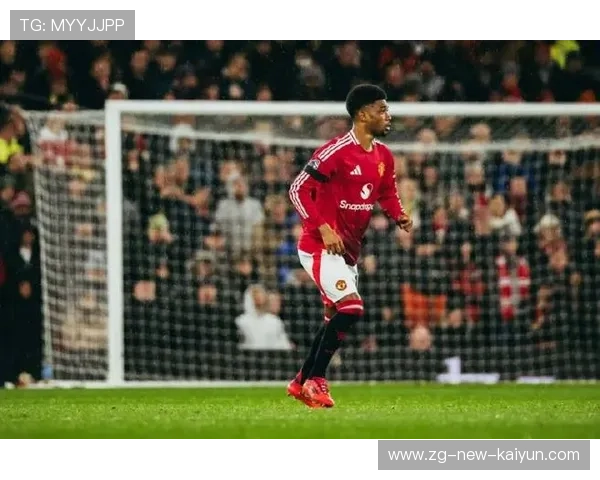 布鲁诺任意球助攻曼联终场绝杀