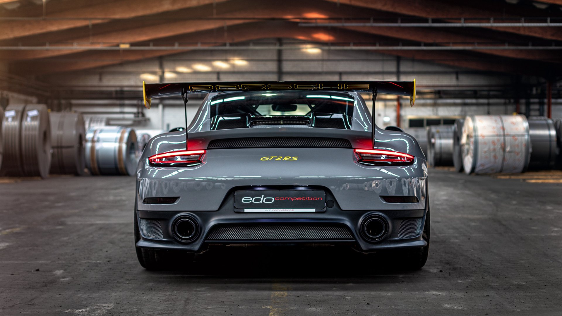 开云官网-威少突破吸引包夹助队友轻松得分，威少突破脚步