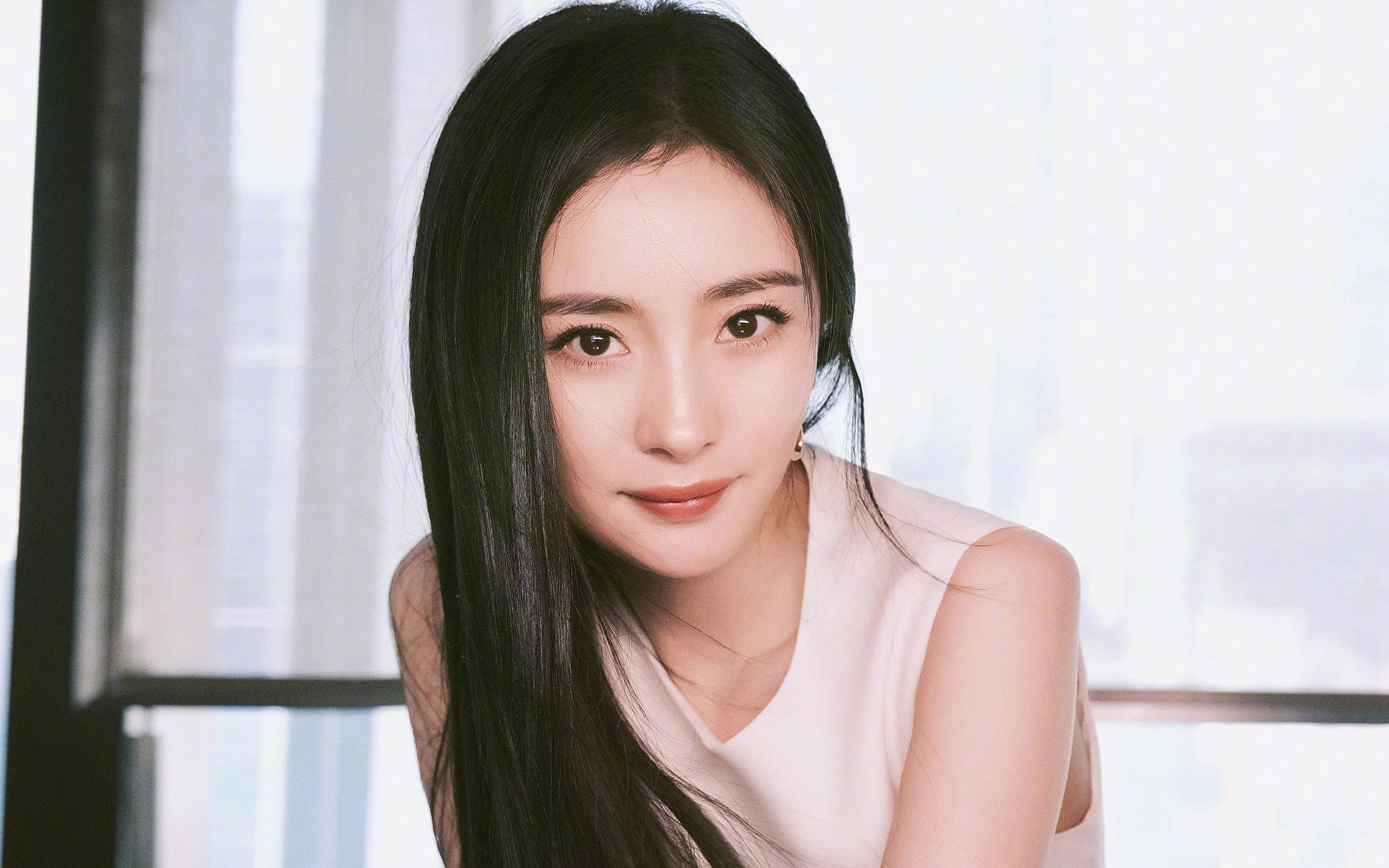 开云体育app在线-欧洲杯冠军争夺:双方拼尽全力的战场,欧洲杯冠军大热