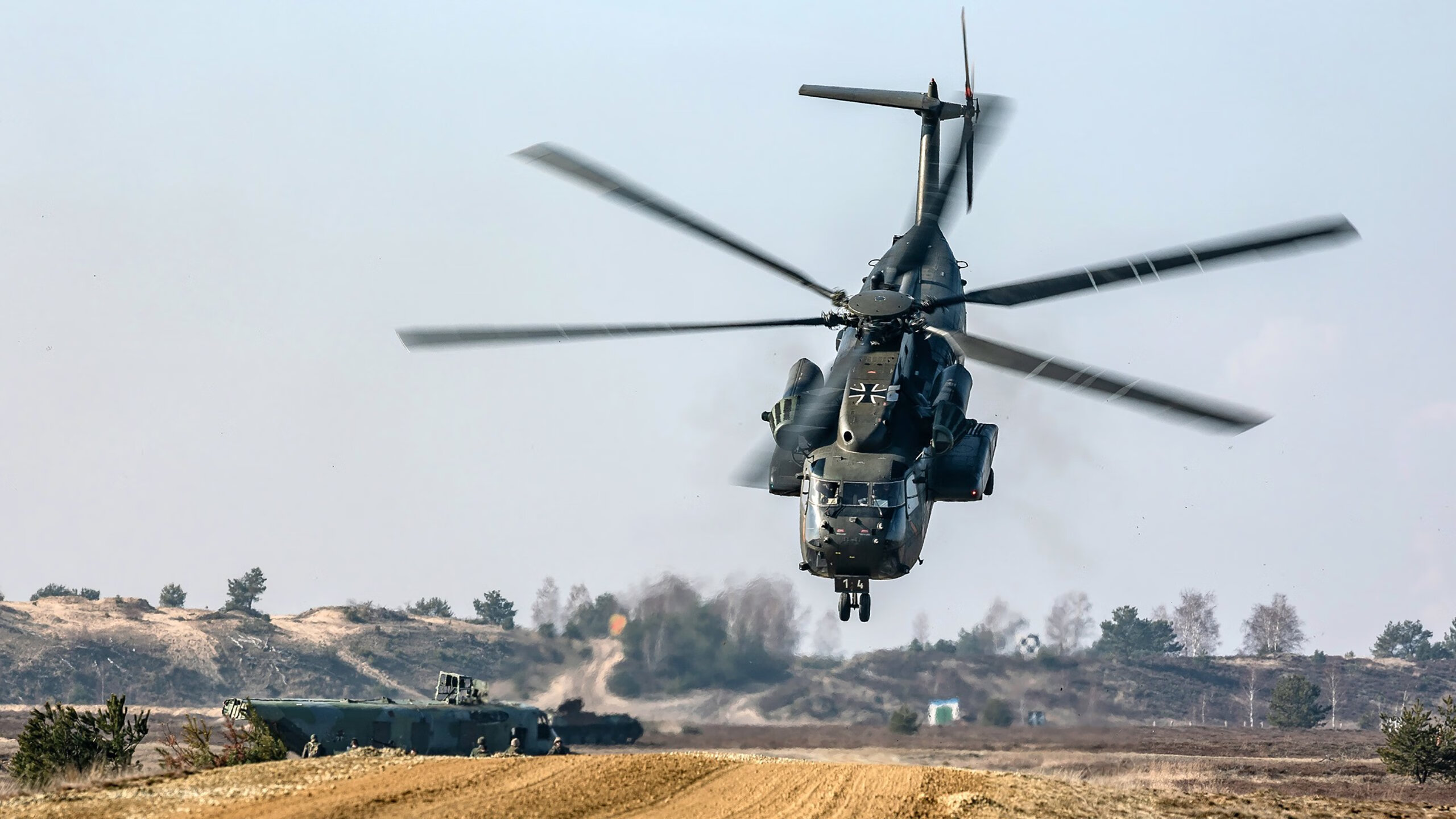开云体育官网在线-苏炳添完成大学讲座反响热烈积极,苏炳添大学教授